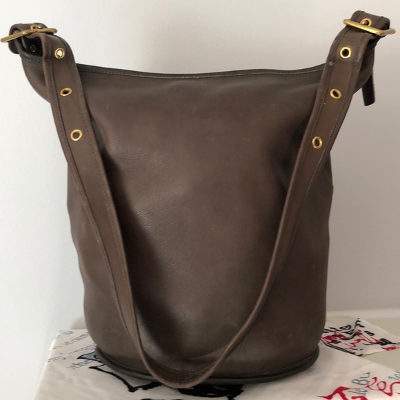 ICONIC VINTAGE BAG RARE RARE!! NYC! Ask for info! - Picture 2 of 8